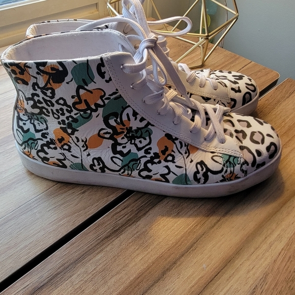 OTBT Shoes - OTBT, Size 8 1/2, Leopard & Floral print high top sneaker